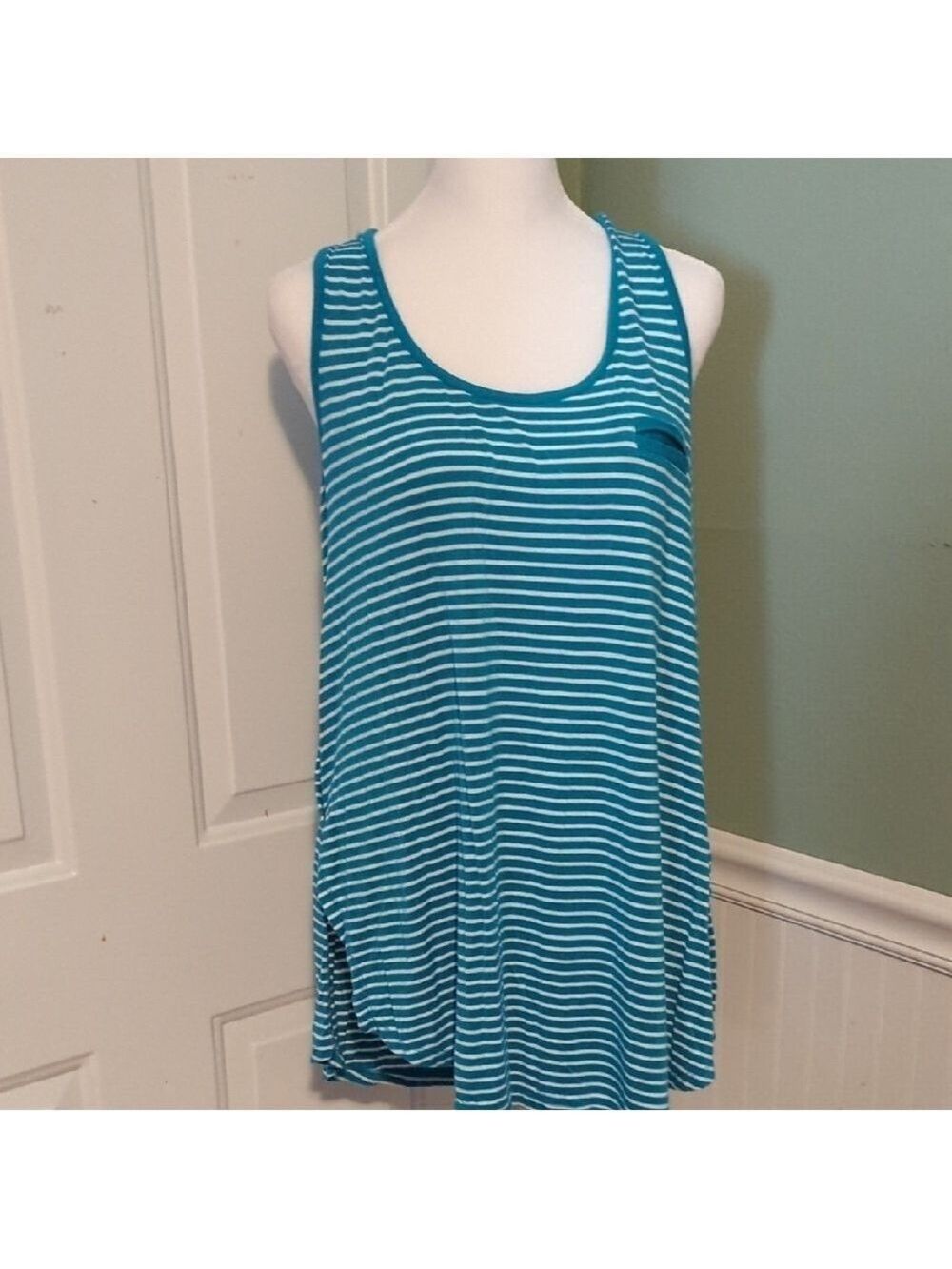 Cable and Gauge XL Teal White Tank Top